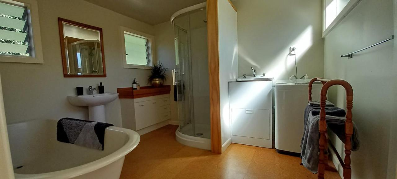 Orari Cottage Buitenkant foto